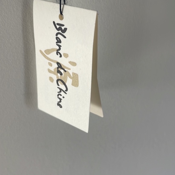 Blanc de Chine Silk Scarf . - Picture 2 of 4